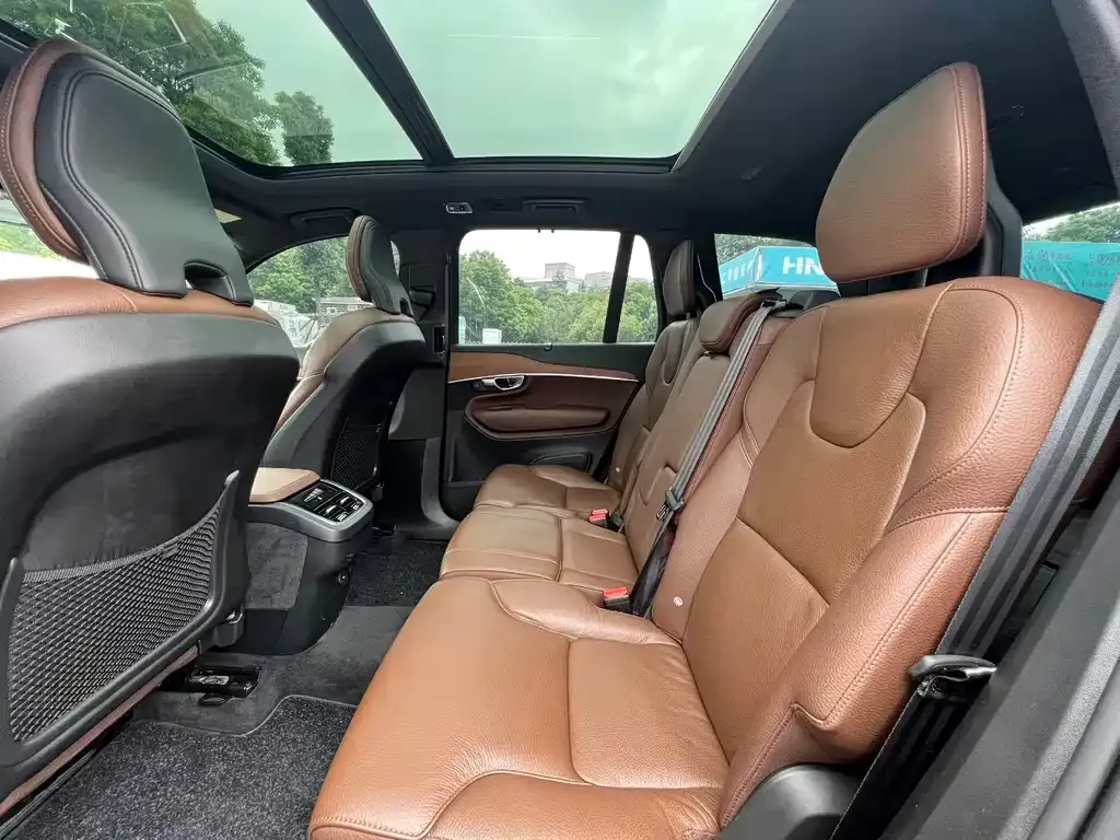 Volvo XC90 2022 из CN, фото 2