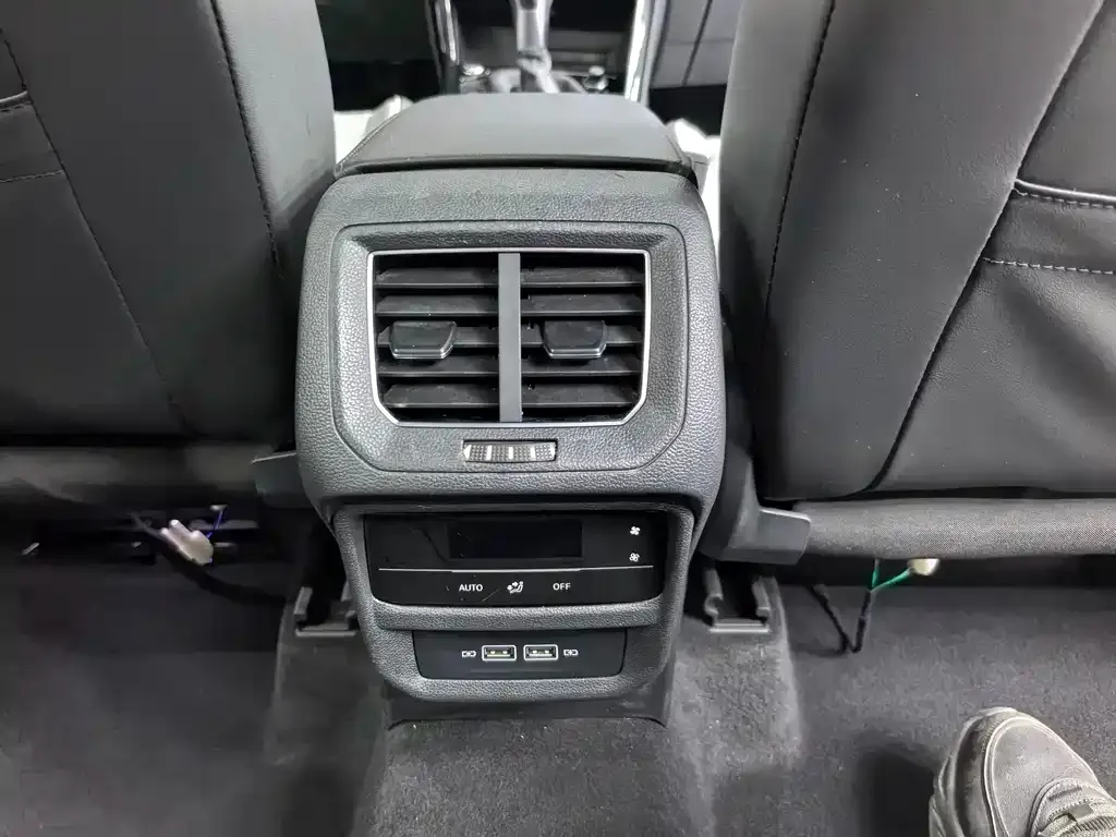 Volkswagen Tayron 2023 из CN, фото 7