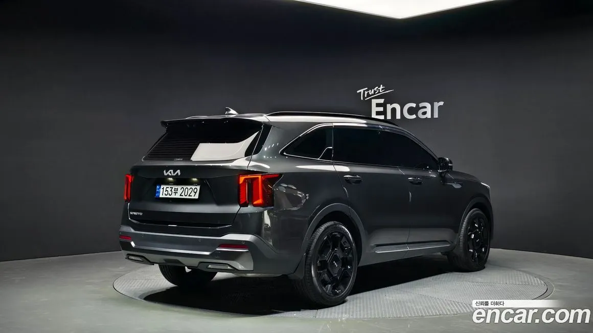Kia Sorento — фото 3