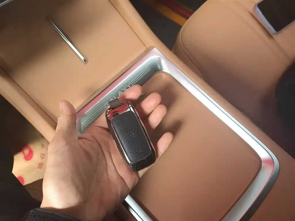 Geely Galaxy L7 2025 из CN, фото 7