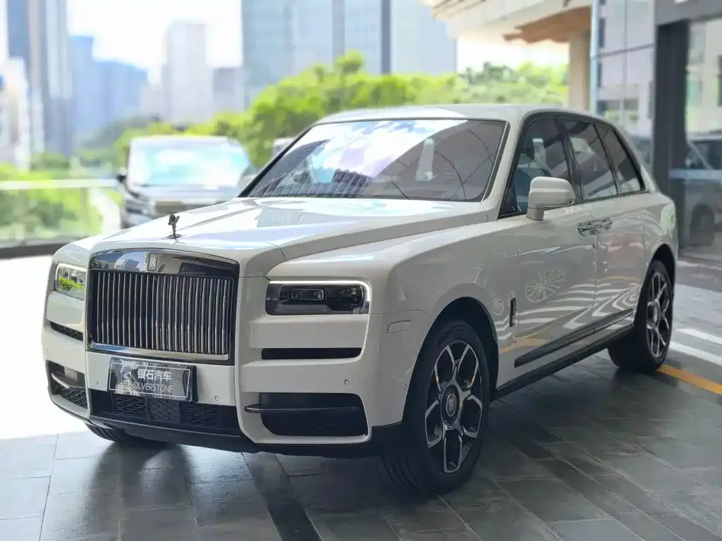 Rolls-Royce Cullinan Black Badge 1