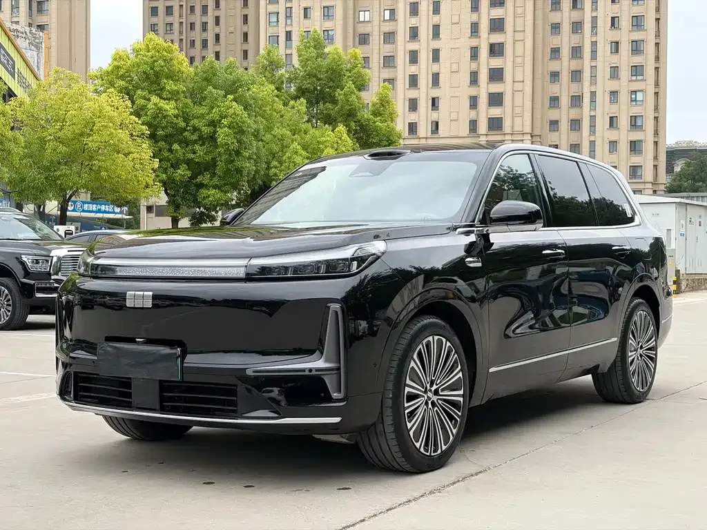 Geely Galaxy M9 — фото 1