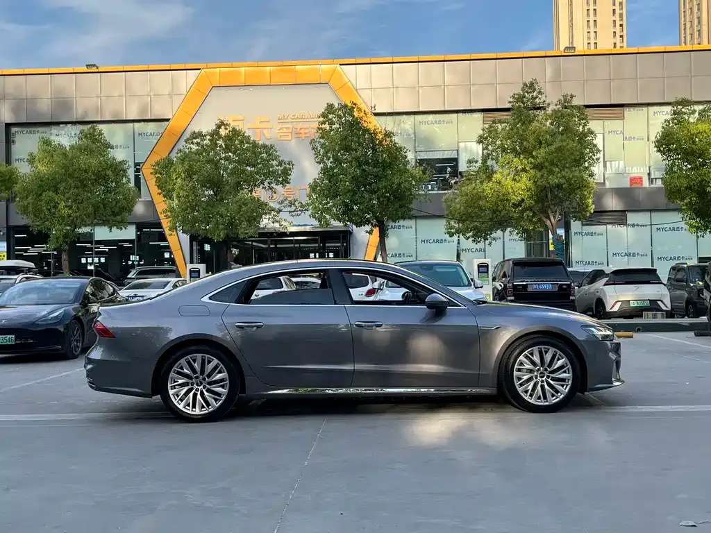 Audi A7L 2022 из CN, фото 6
