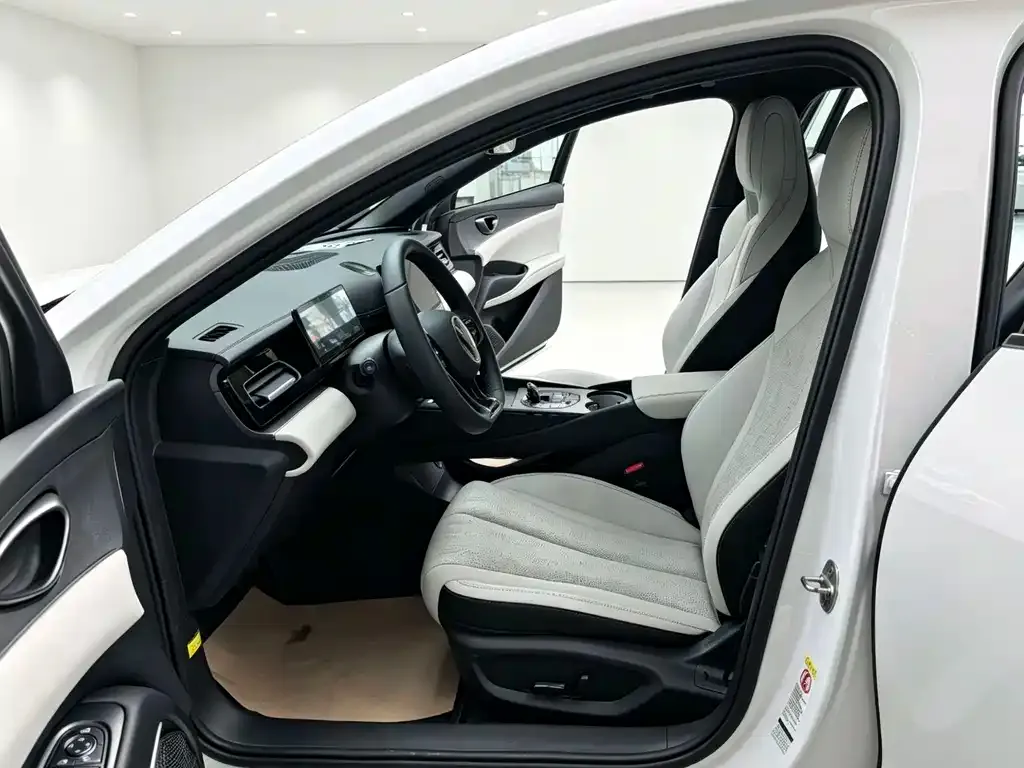 BYD Seal 06 — фото 9