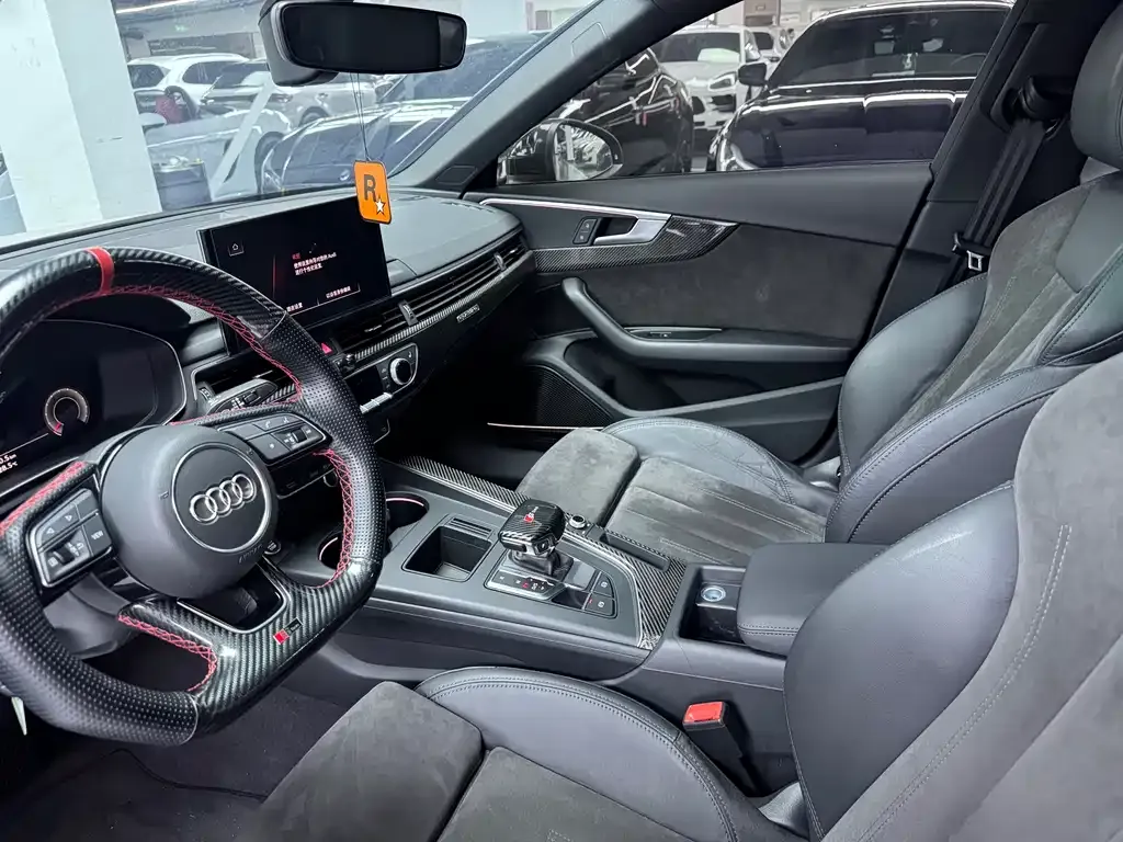 Audi A4L — фото 10
