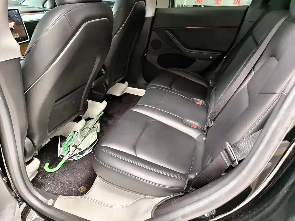 Tesla Model Y 2023 из CN, фото 7