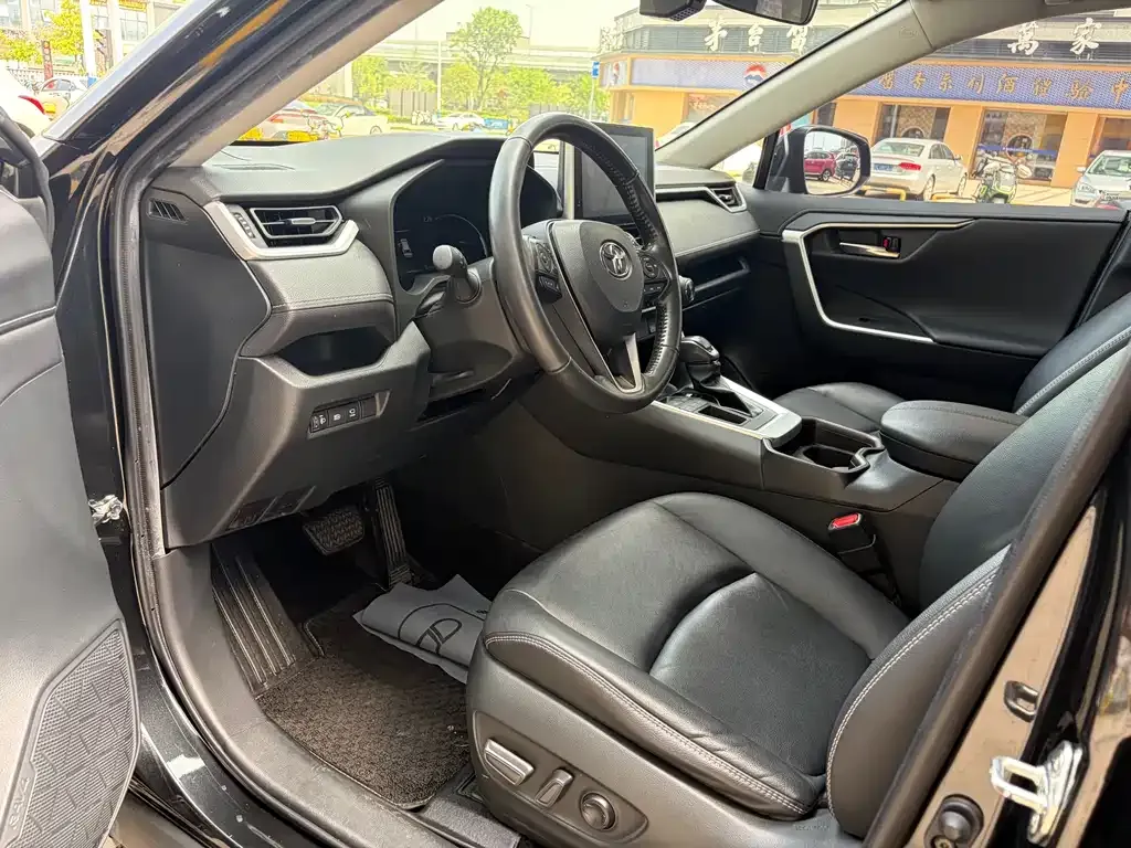 Toyota RAV4 2022 из CN, фото 7