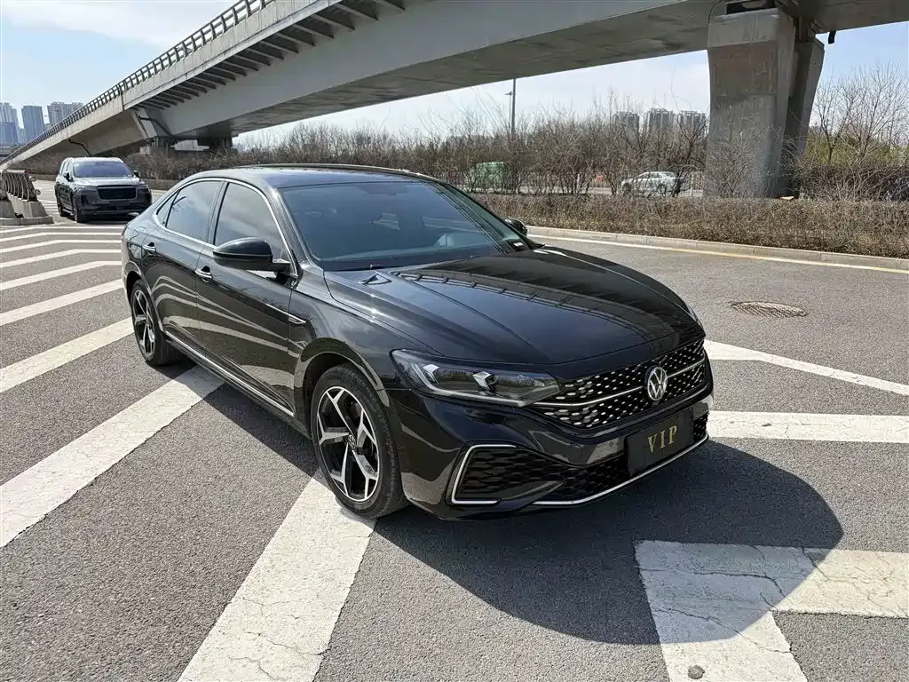 Volkswagen Passat 2023 из CN, фото 7