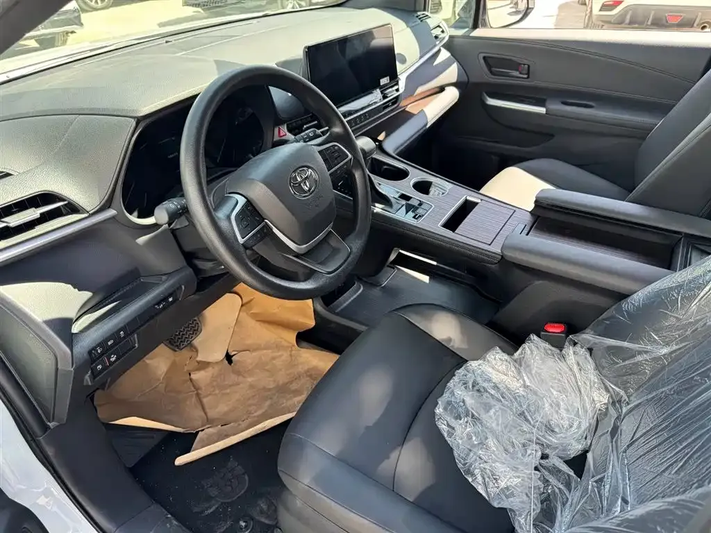 Toyota Granvia 2026 из CN, фото 9
