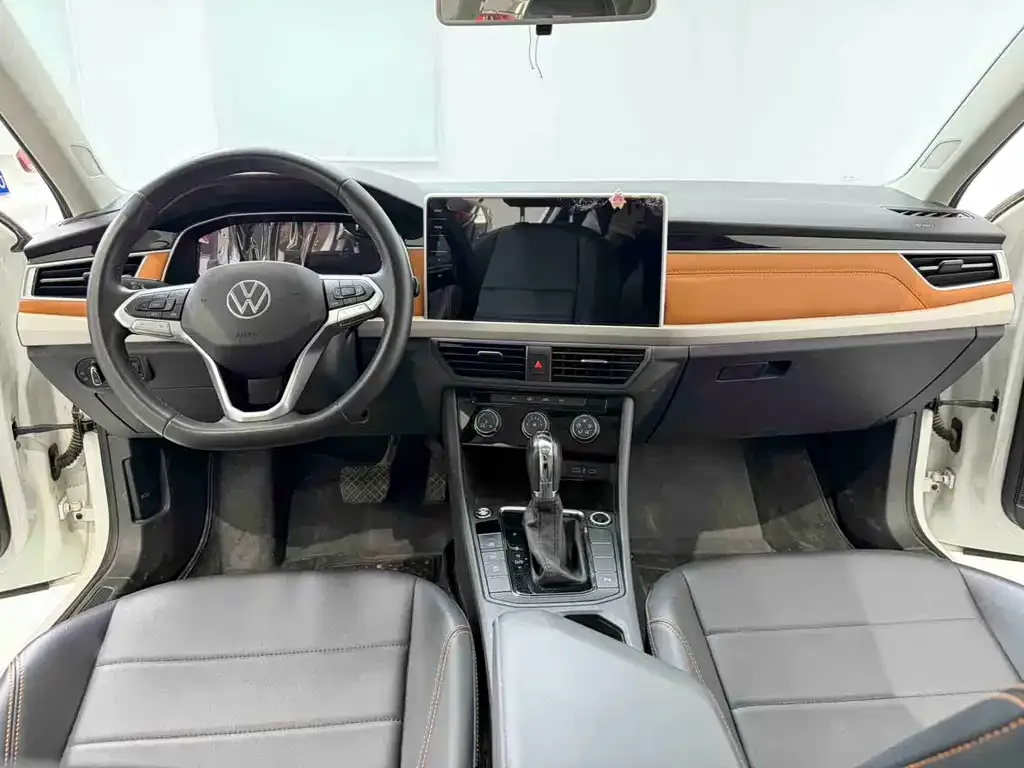 Volkswagen Bora 2022 из CN, фото 3