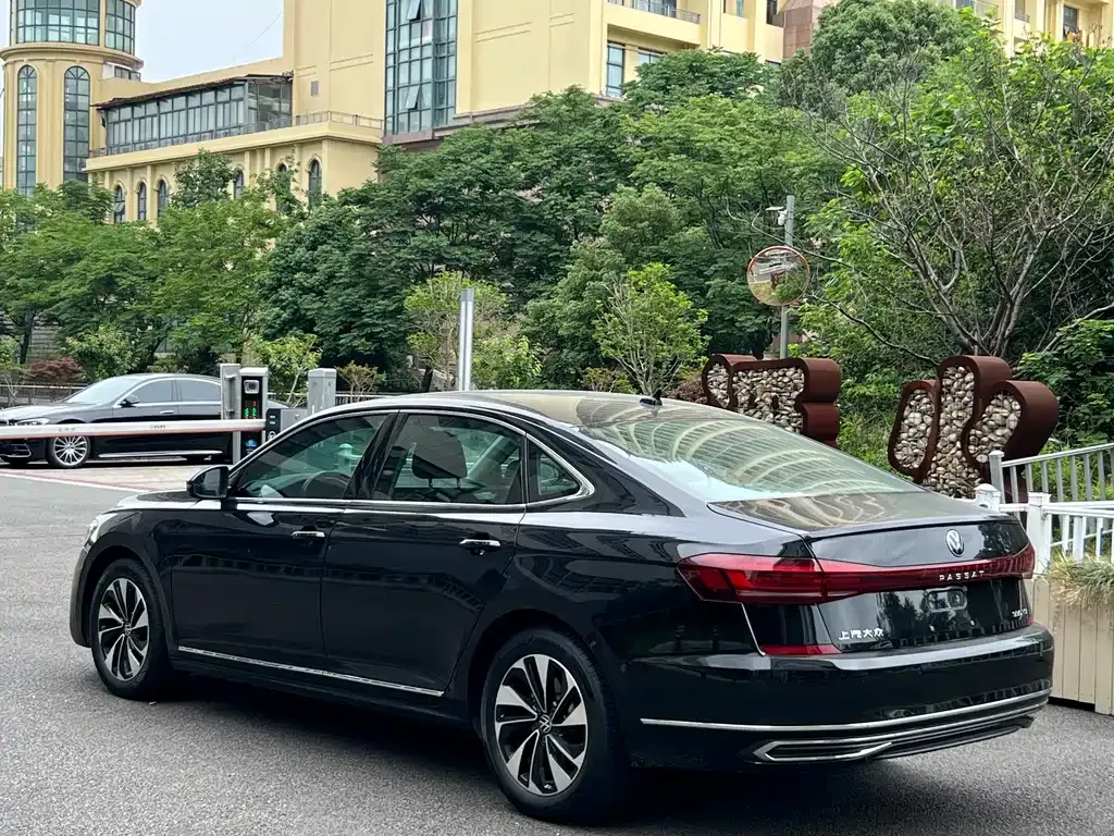 Volkswagen Passat 2021 из CN, фото 9