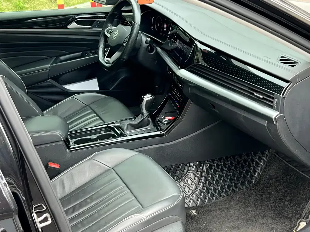 Volkswagen Passat 2021 из CN, фото 6