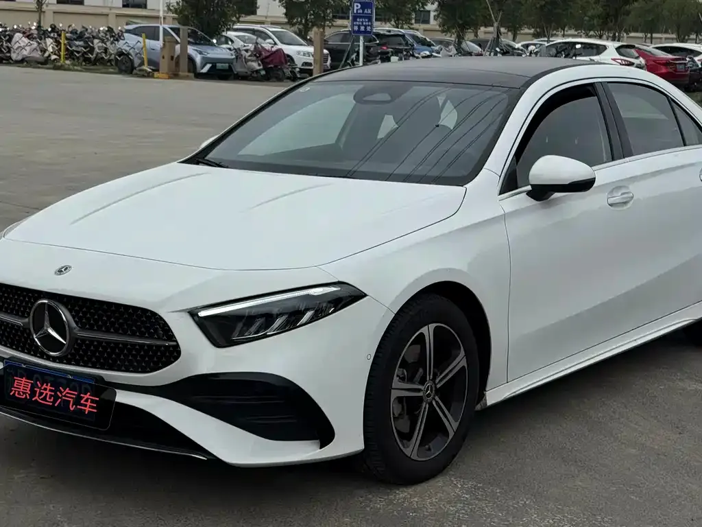 Mercedes-Benz A-Class — фото 1