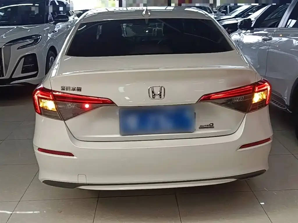 Honda Civic — фото 6
