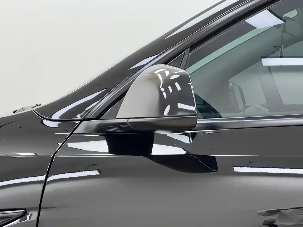 Tesla Model Y 2023 из CN, фото 2