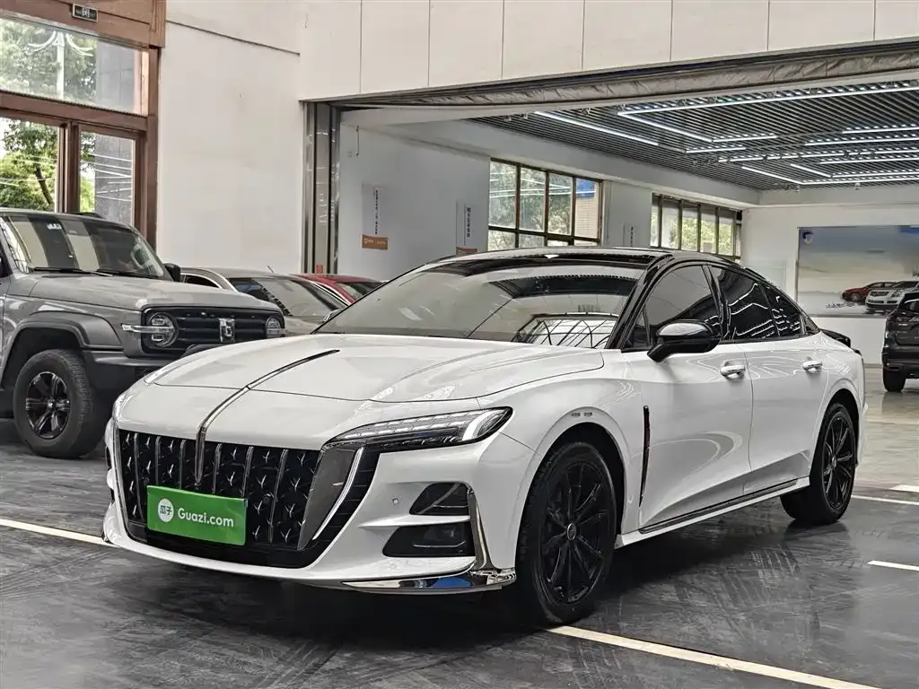 Hongqi H6 — фото 1