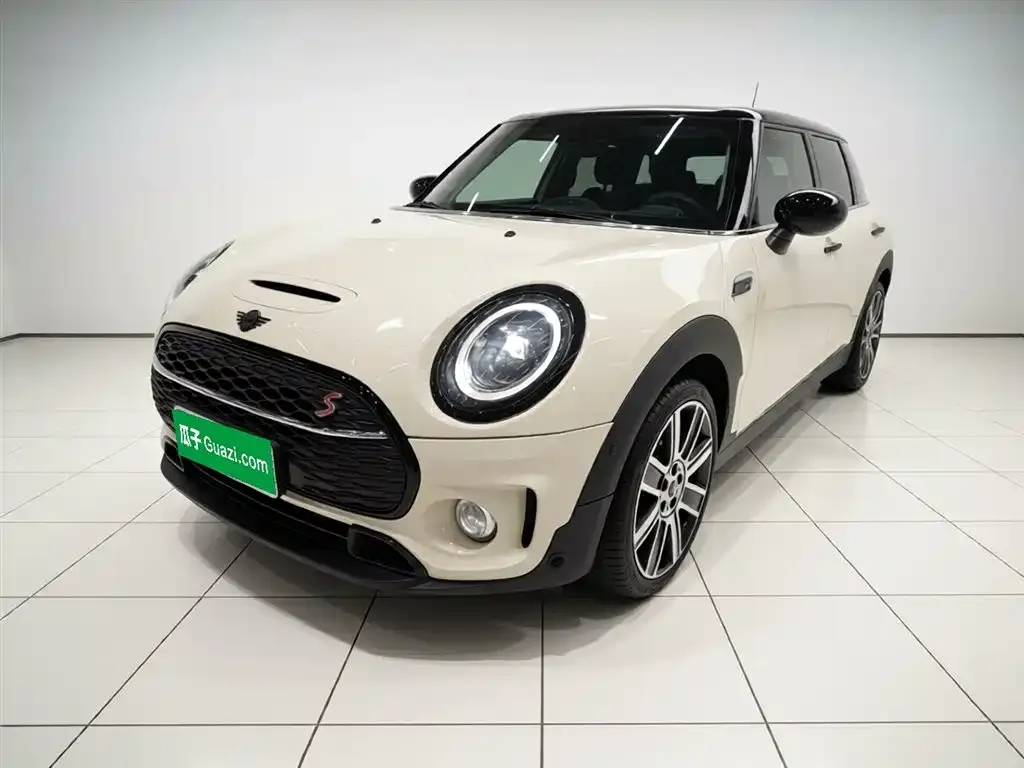 MINI Clubman — фото 3