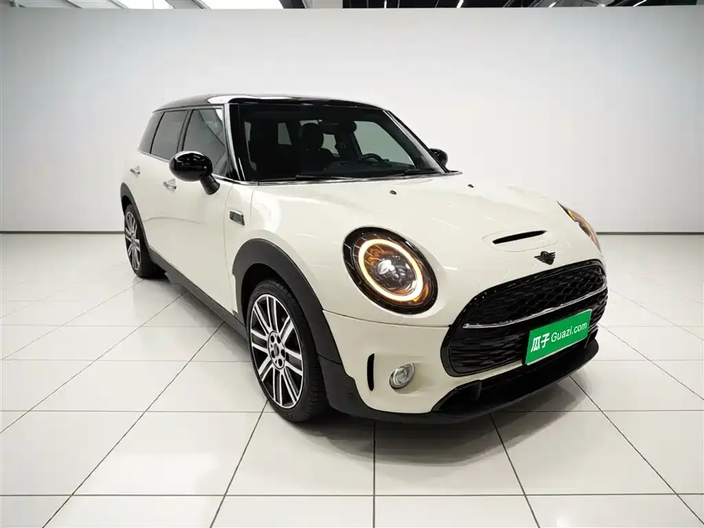 MINI Clubman — фото 6