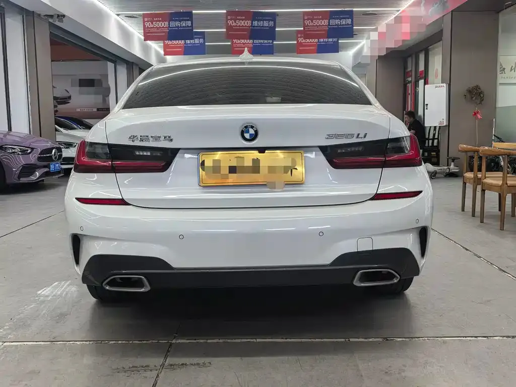 BMW 3 Series 2022 из CN, фото 9