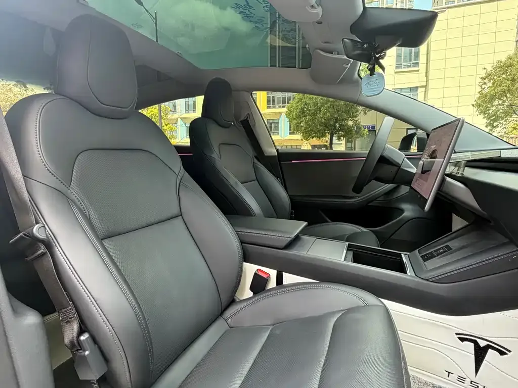 Tesla Model 3 — фото 2