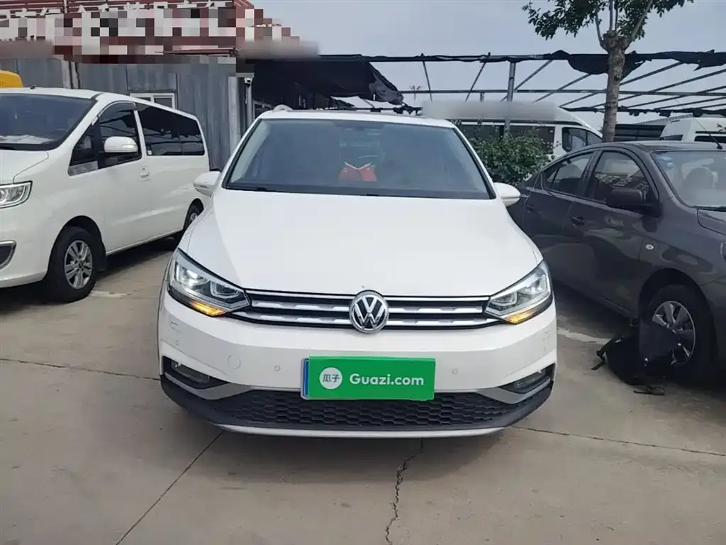 Volkswagen Touran 2021 из CN, фото 3