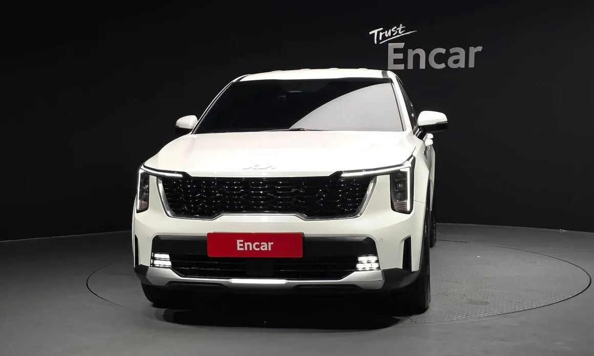 Kia Sorento — фото 5