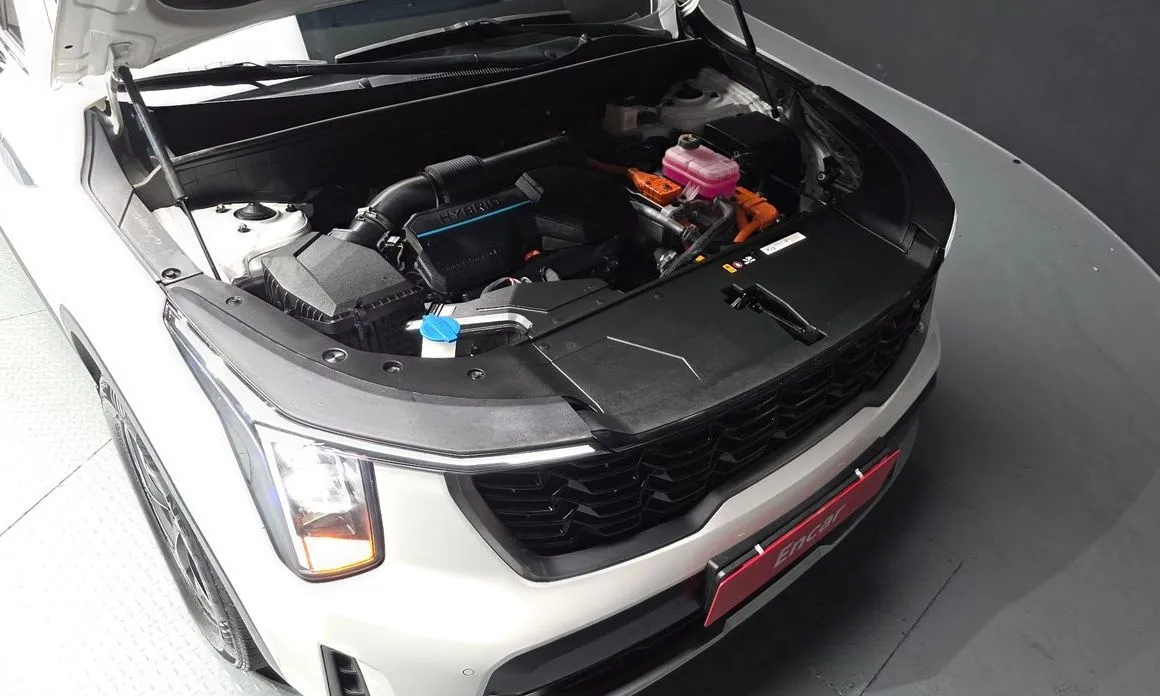 Kia Sorento — фото 10