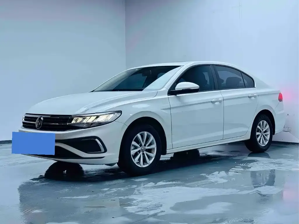 Volkswagen Bora 2023 из CN, фото 1