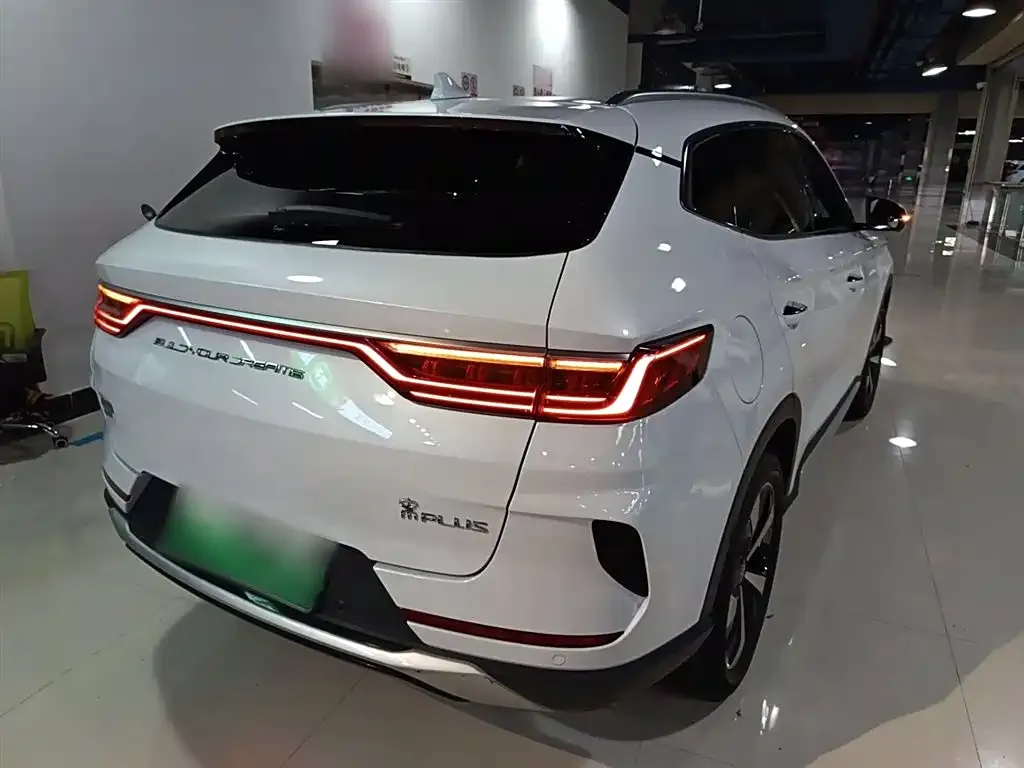 BYD PLUS New Energy — фото 6