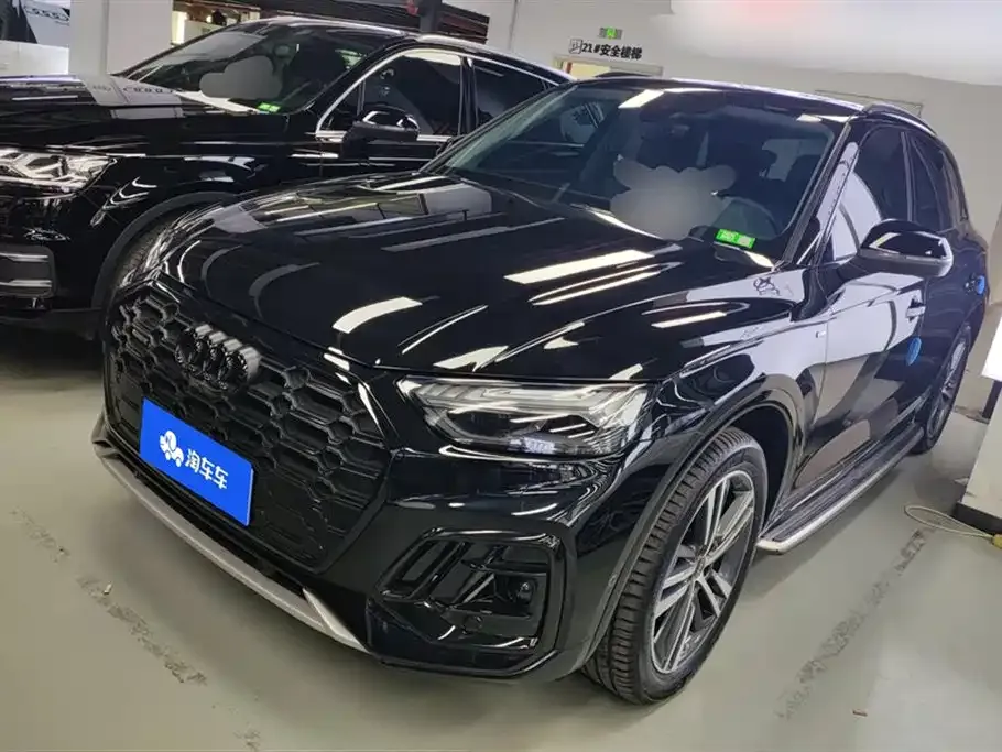 Audi Q5L 2022 из CN, фото 1