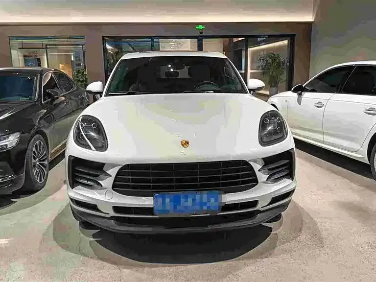 Porsche Macan — фото 3