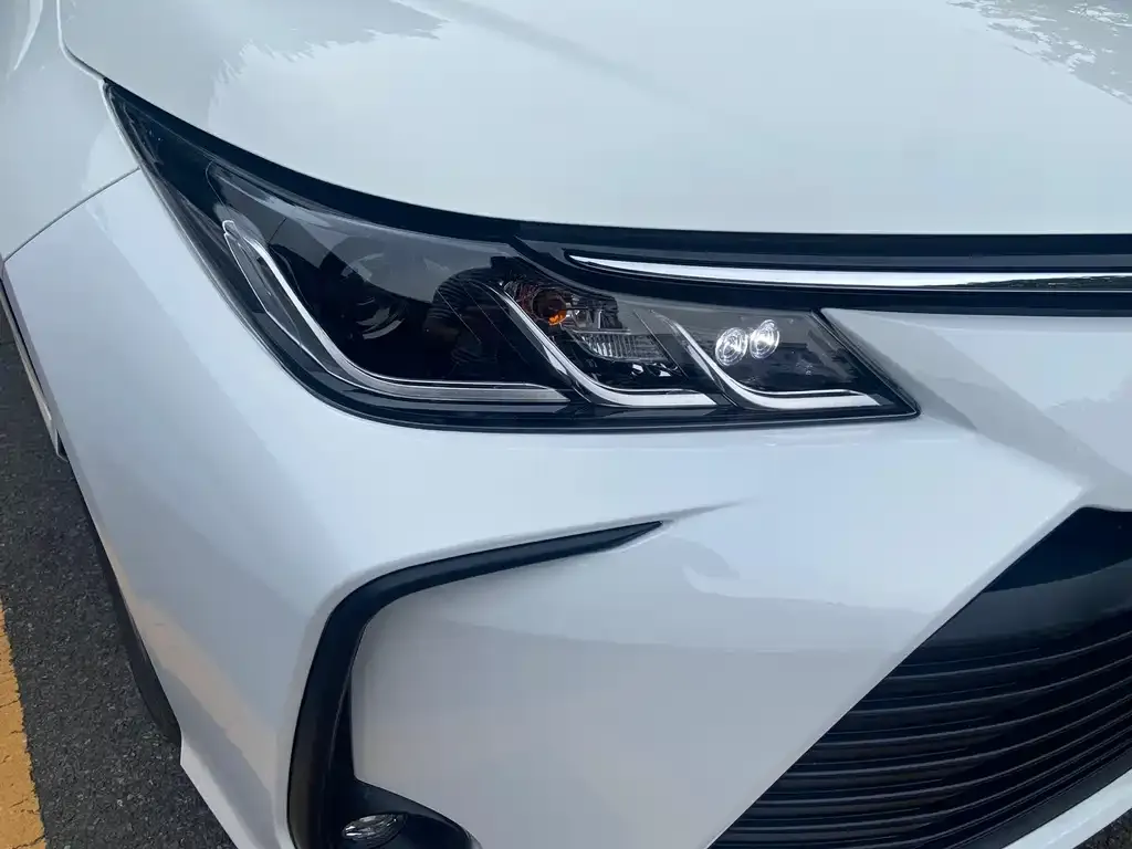 Toyota Corolla 2023 из CN, фото 5