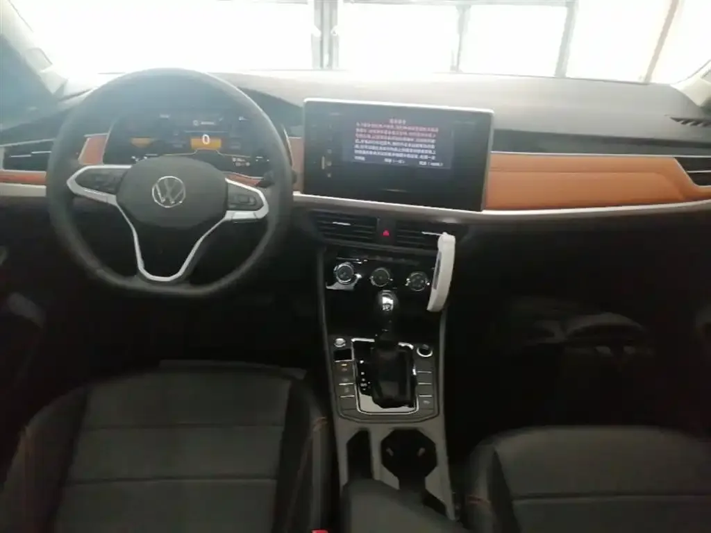 Volkswagen Bora 2024 из CN, фото 2