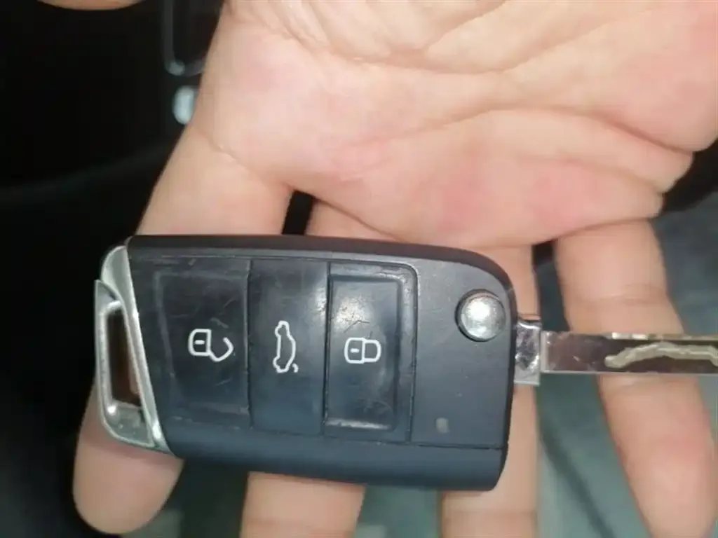 Volkswagen Bora 2024 из CN, фото 3