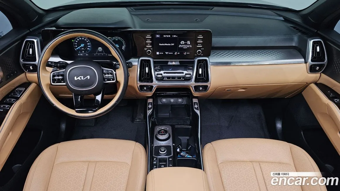 Kia Sorento — фото 7