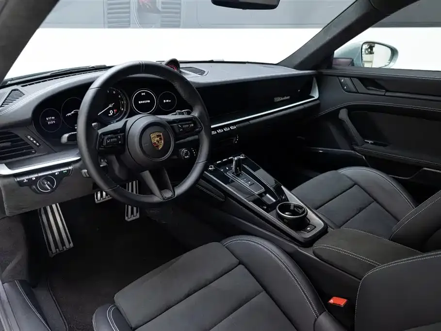 Porsche 911 2023 из CN, фото 3