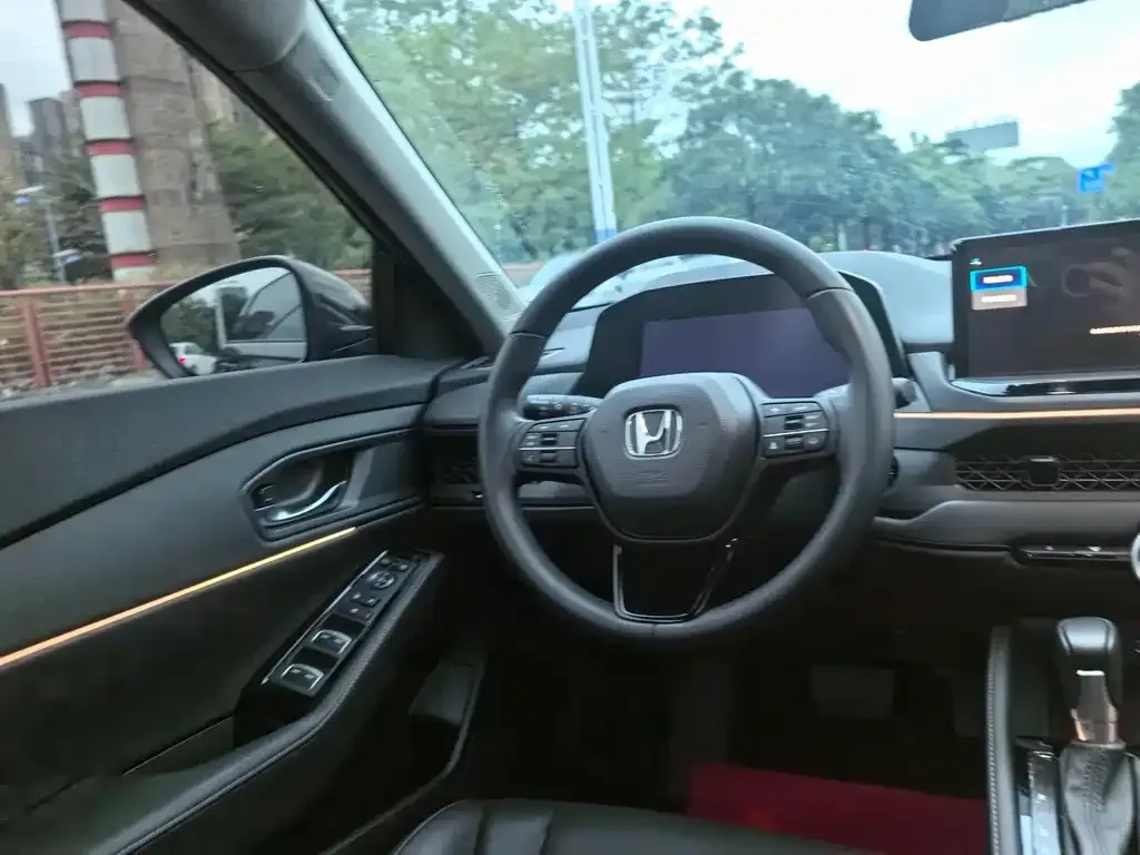 Honda Accord — фото 5