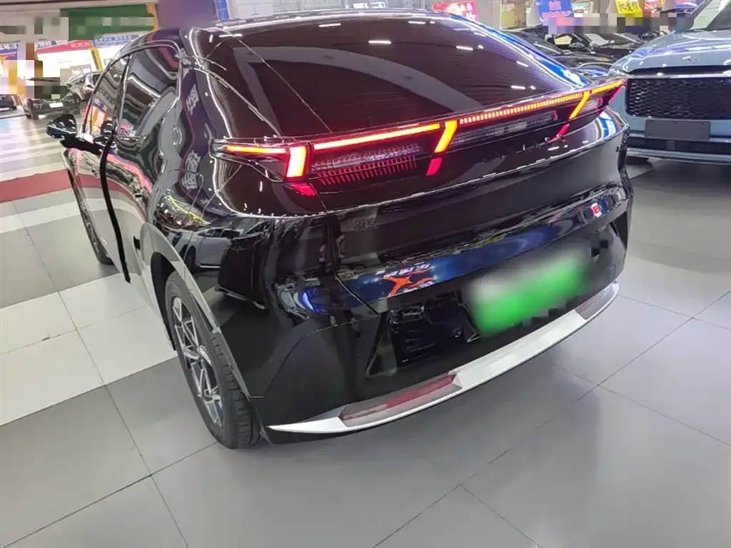 Lynk & Co Z20 2025 из CN, фото 8