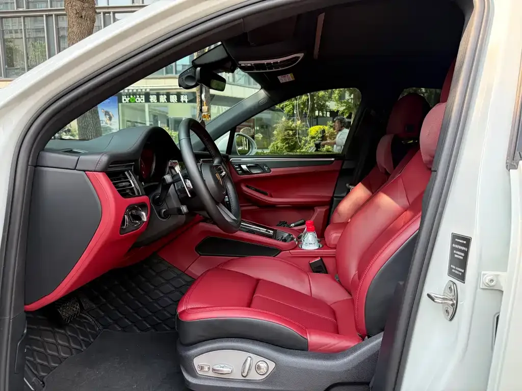 Porsche Macan 2022 из CN, фото 4
