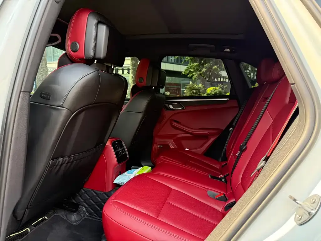 Porsche Macan 2022 из CN, фото 2