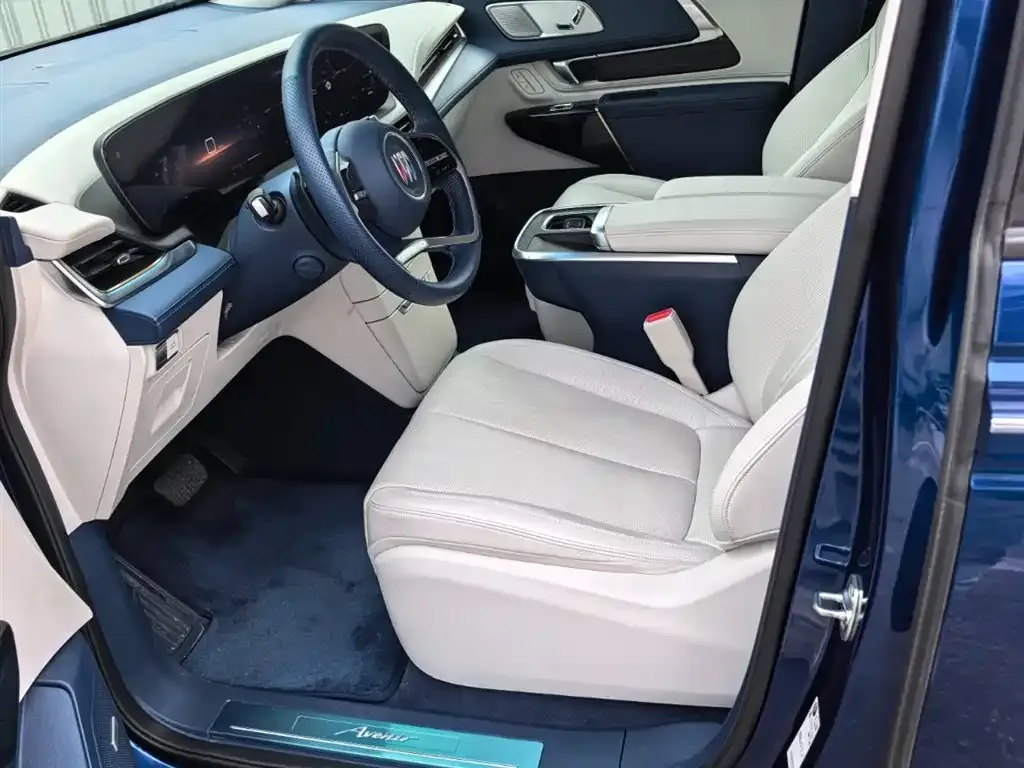 Buick Century 2024 из CN, фото 2