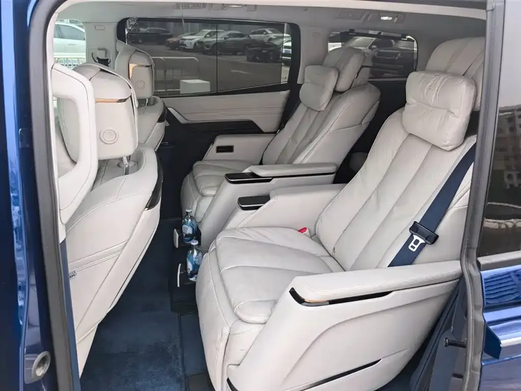 Buick Century 2024 из CN, фото 8