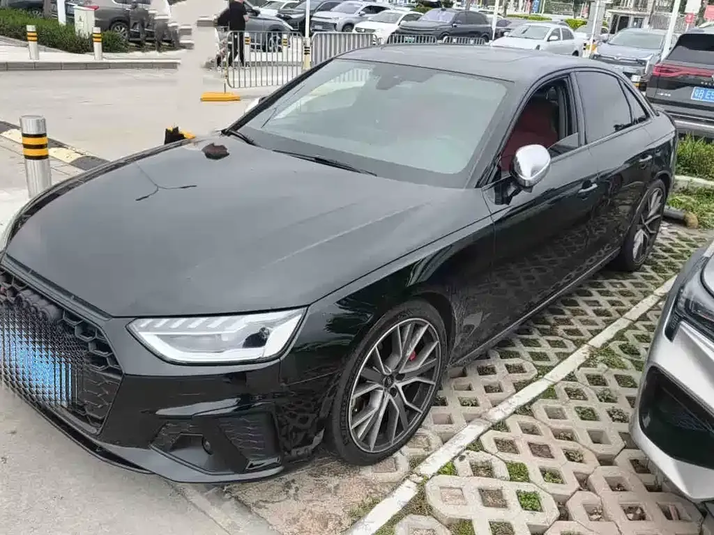 Audi S4 3.0 TFSI 1