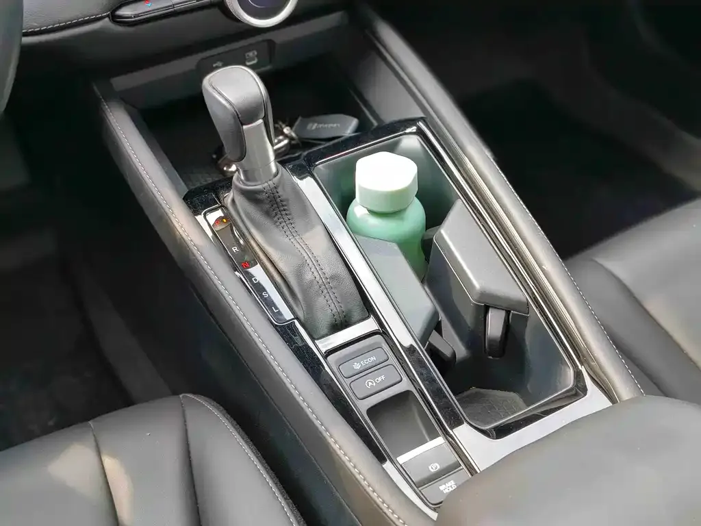 Honda Accord 2024 из CN, фото 8