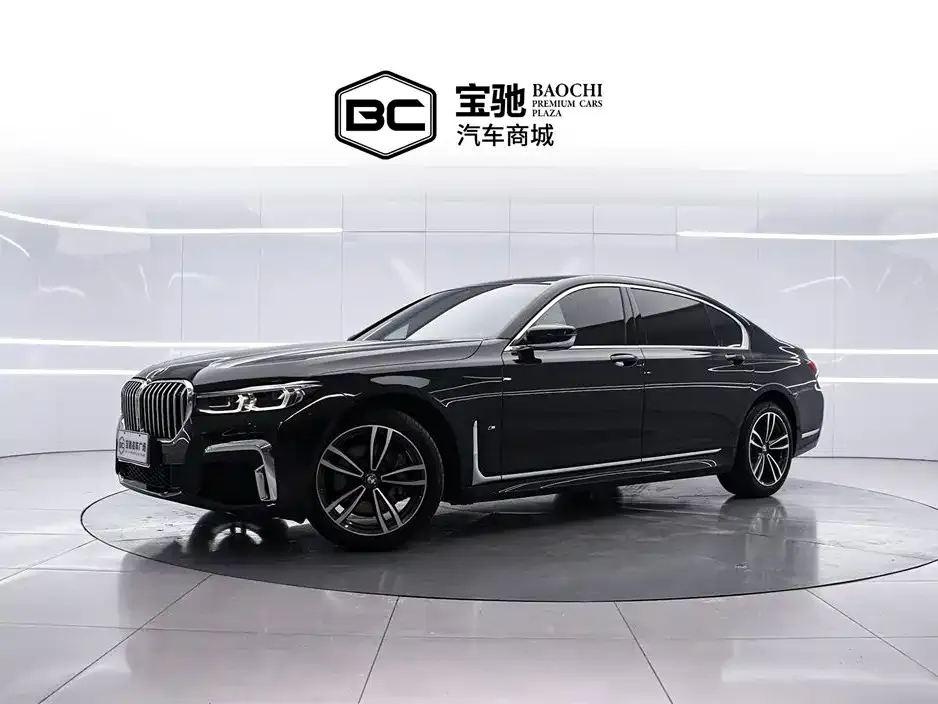 BMW 7 Series — фото 1