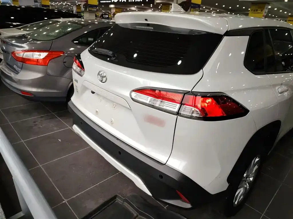 Toyota Corolla Cross 2023 из CN, фото 6