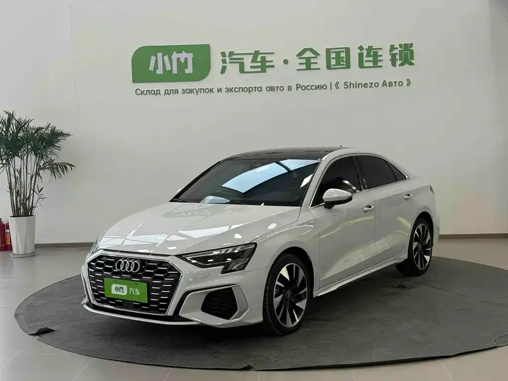 Audi A3 2023 из CN, фото 1