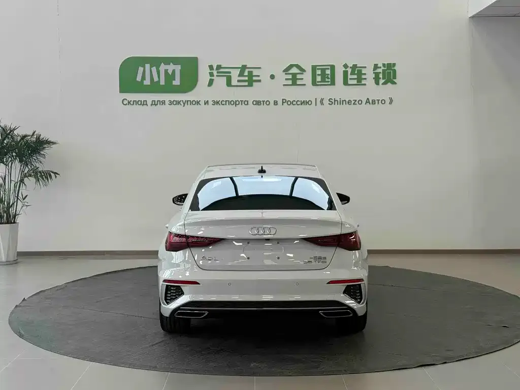 Audi A3 2023 из CN, фото 2