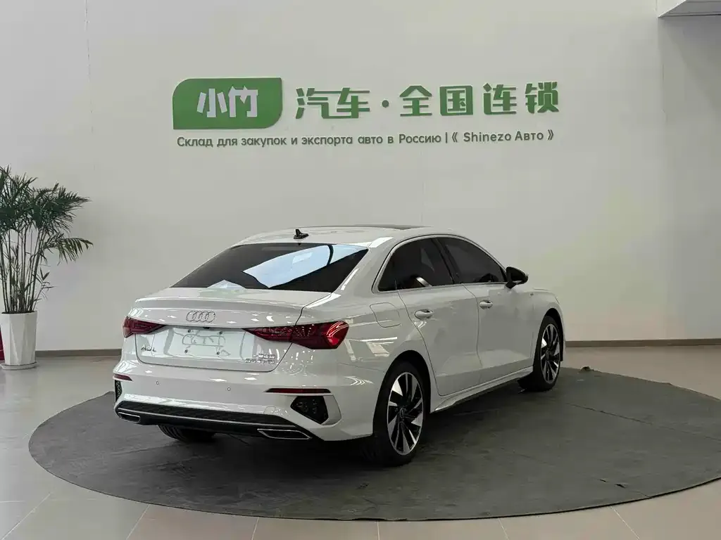 Audi A3 2023 из CN, фото 3