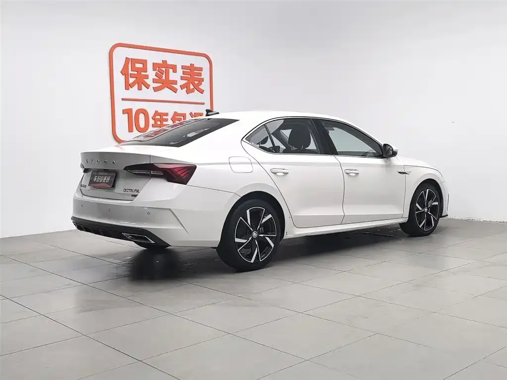 Skoda Octavia 2021 из CN, фото 3